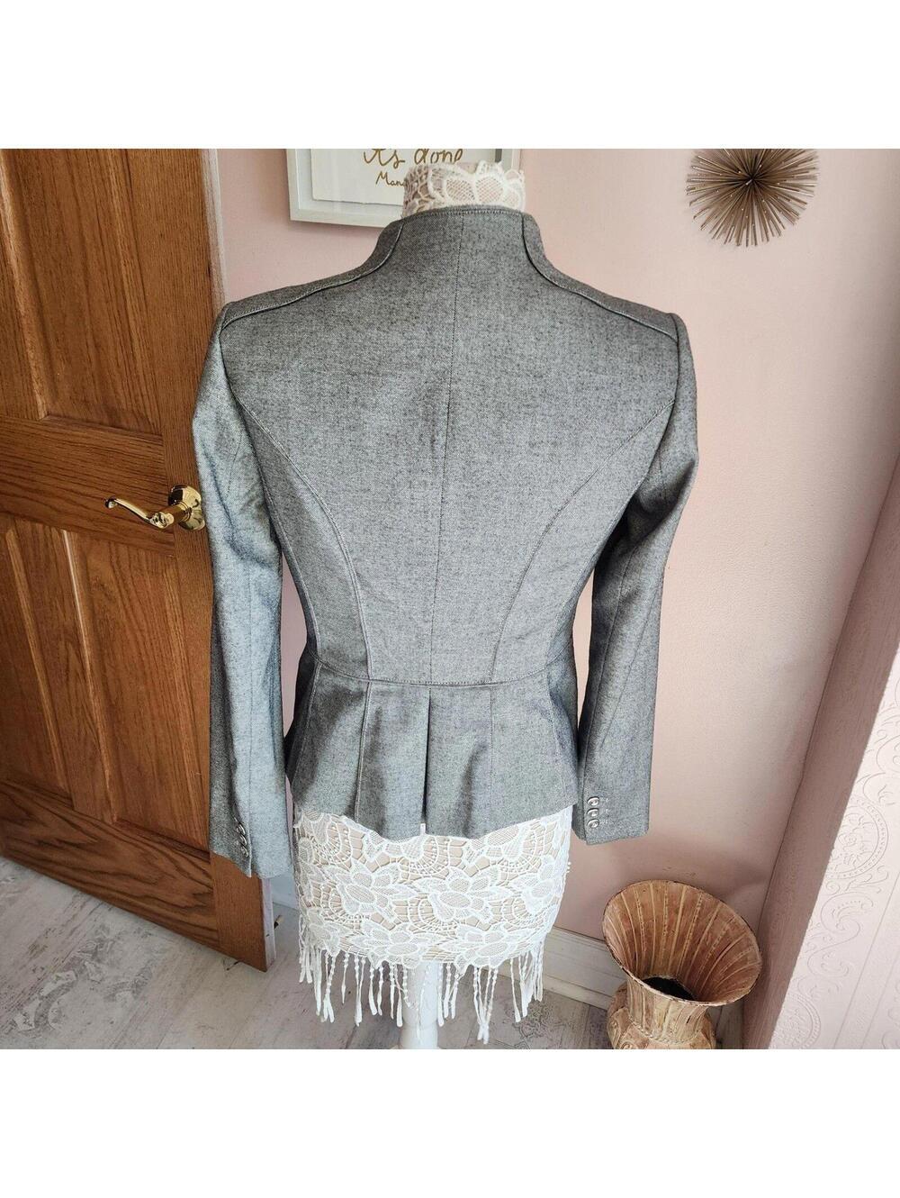 White House Black Market Gray white ruffle unique blazer jacket 4 - Picture 2 of 9
